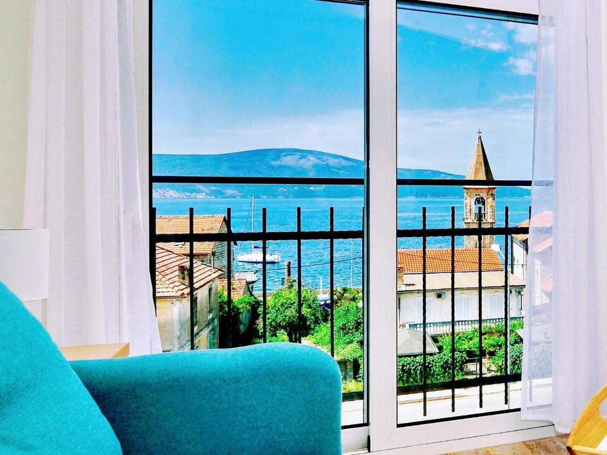 Bayview Studio Apartment Tivat Exterior foto