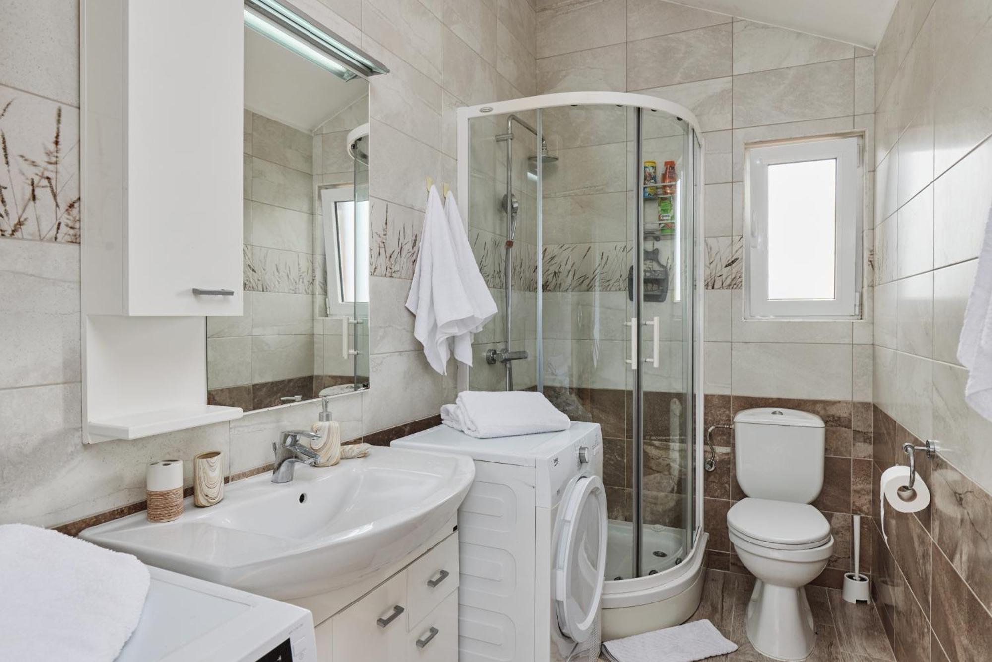 Bayview Studio Apartment Tivat Exterior foto