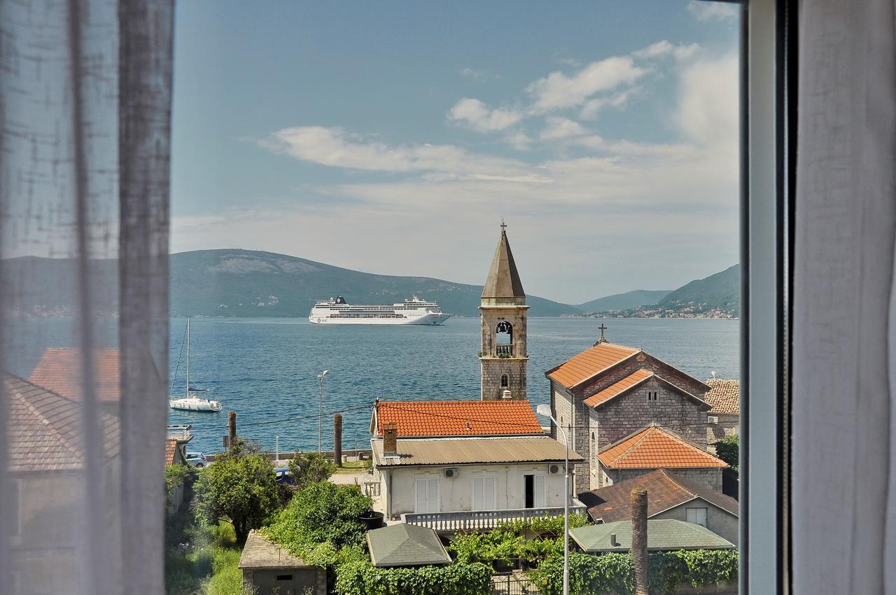 Bayview Studio Apartment Tivat Exterior foto